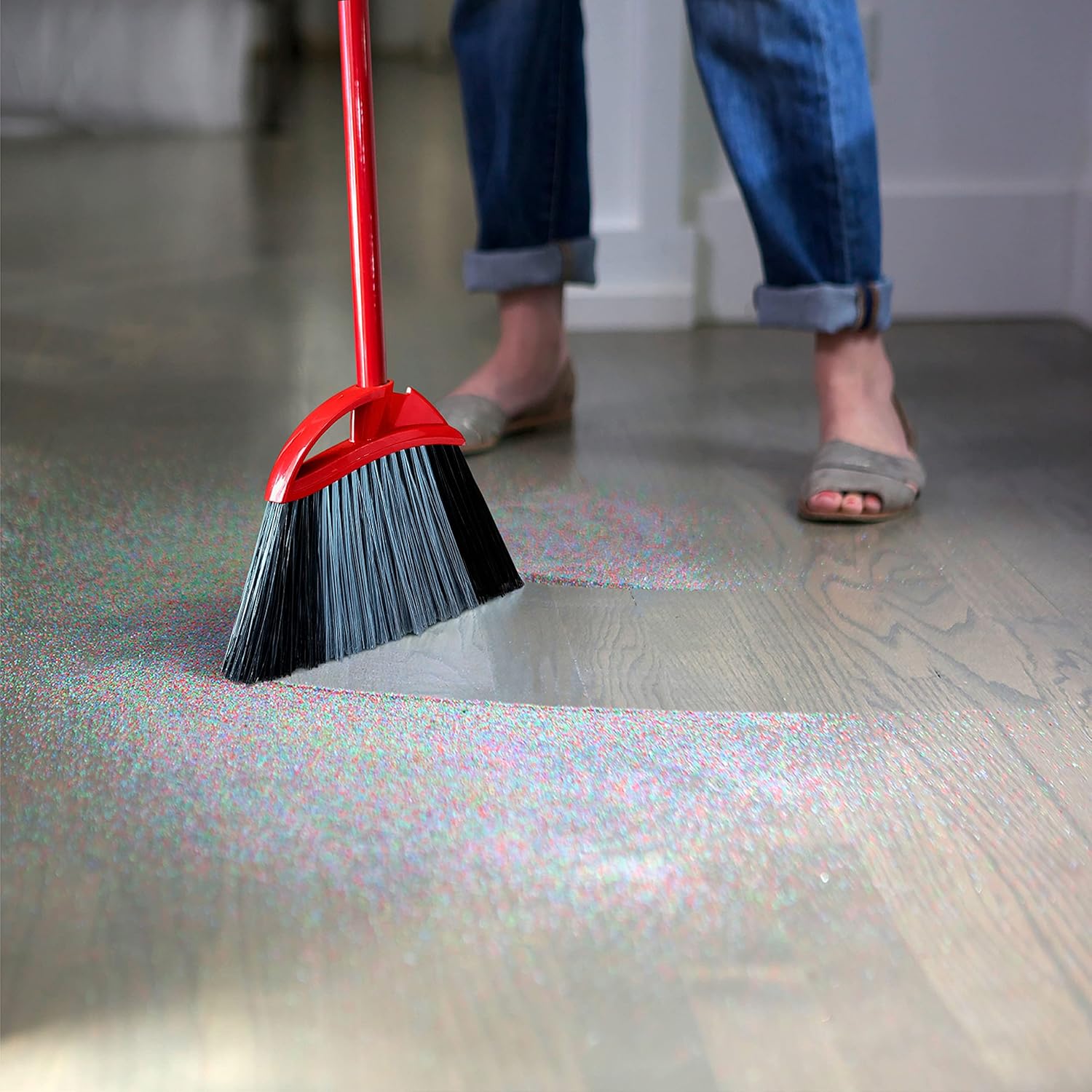O-Cedar Pet Pro Broom with Step-On Dustpan | Remove 99% with One Sweep | DustPan Removes 3 Times More Pet Hair | Quiet Cleaning Tool for Cat and Dog Owners
